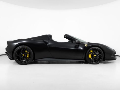Used 2025 Ferrari 296 GTS RWD image 10