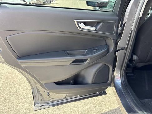 Used 2021 Ford Edge SE AWD/4WD image 12