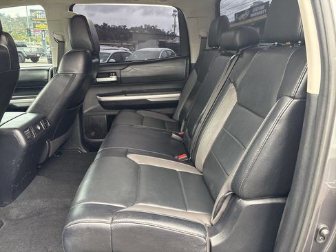 Used 2019 Toyota Tundra Limited w/ Limited Premium Package image 23