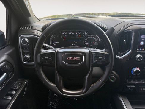Used 2022 GMC Sierra 2500 AT4 image 8