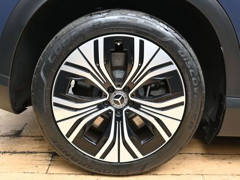 Used 2023 Mercedes-Benz EQE 350+ 4MATIC SUV w/ Exclusive Trim Package image 16