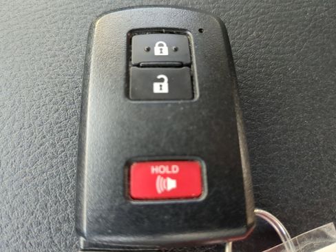 Used 2023 Toyota Tacoma SR5 image 29