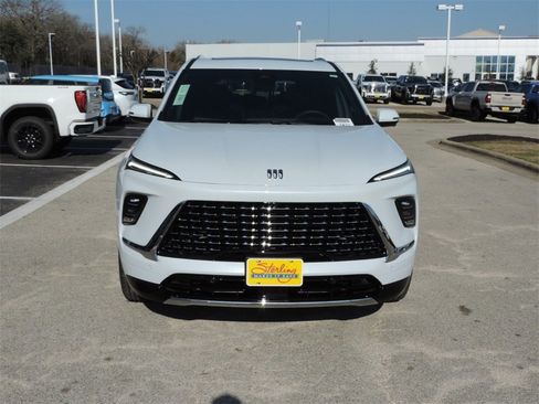 New 2026 Buick Enclave Avenir w/ Super Cruise Package image 2