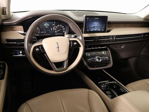 Used 2020 Lincoln Corsair Reserve w/ Elements Package image 2