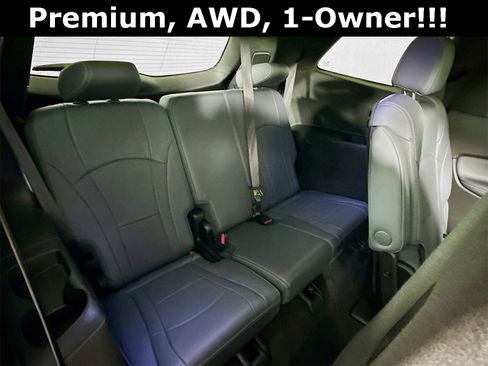 Used 2024 Buick Enclave Premium image 29