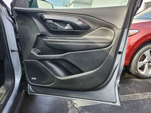 Used 2023 GMC Terrain AT4 w/ Infotainment Package II image 15