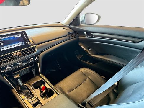 Used 2021 Honda Accord EX-L image 23