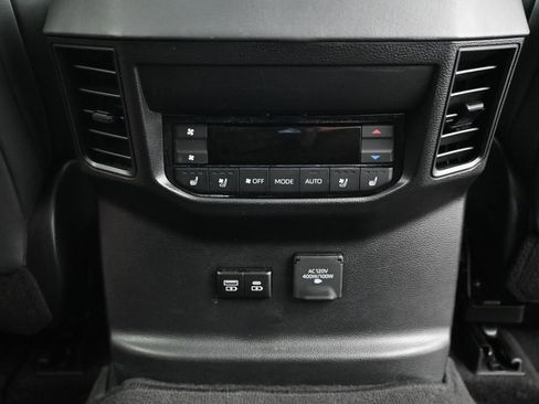 Used 2025 Toyota Sequoia Capstone image 8