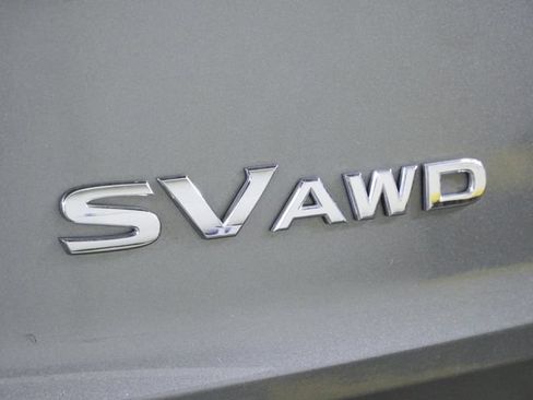 Used 2022 Nissan Rogue SV AWD/4WD image 17