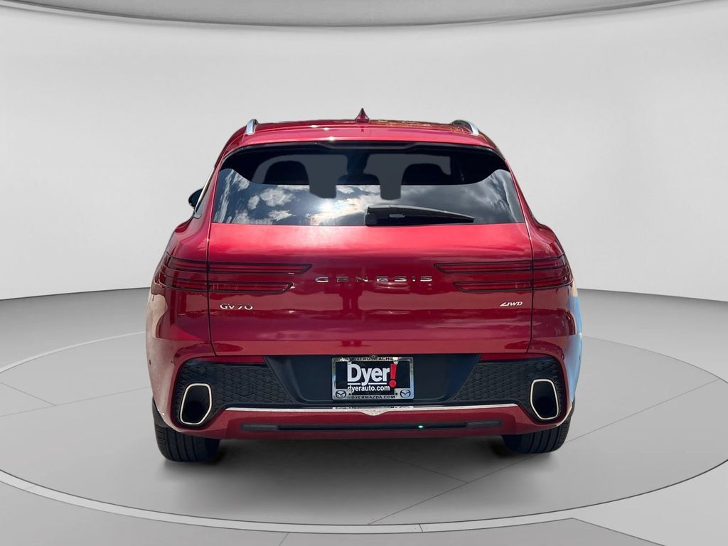 Used 2022 Genesis GV70 2.5T w/ Advanced Package AWD/4WD image 5