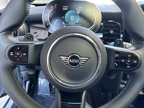 Certified 2024 MINI Cooper S image 17