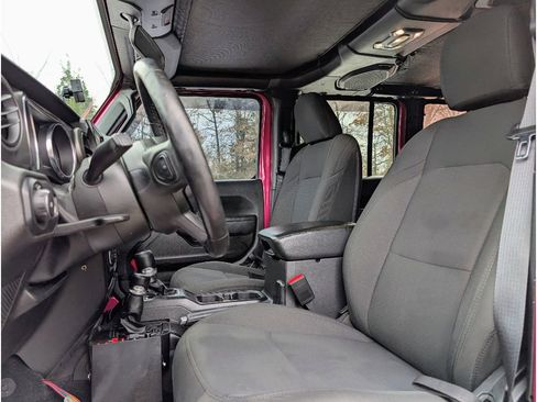 Used 2022 Jeep Wrangler Unlimited Sport image 12