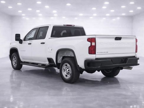 Used 2022 Chevrolet Silverado 2500 W/T w/ WT Convenience Package RWD image 3