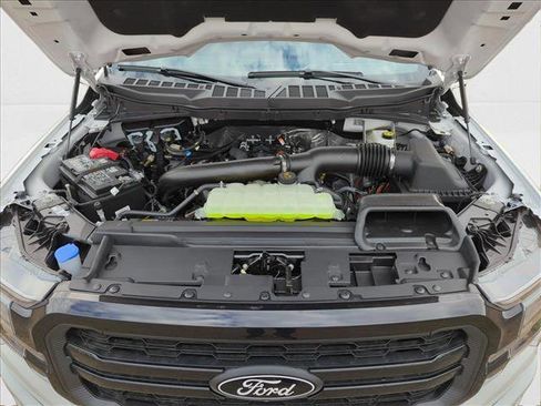 New 2025 Ford F150 Lariat w/ Equipment Group 502A High image 17