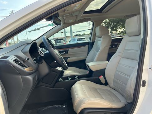 Used 2017 Honda CR-V Touring image 21