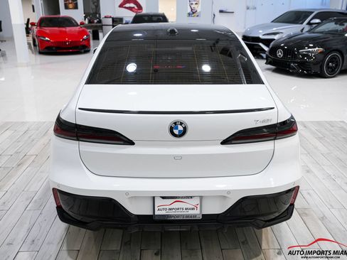 Used 2023 BMW 740i RWD image 18
