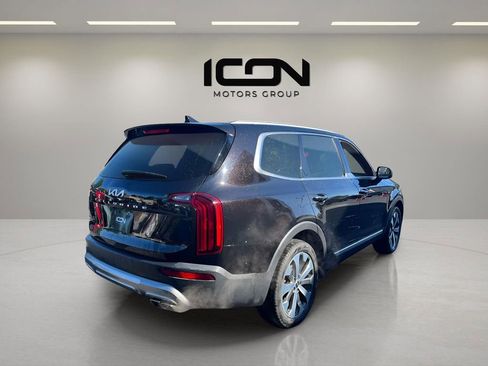 Used 2022 Kia Telluride S image 5