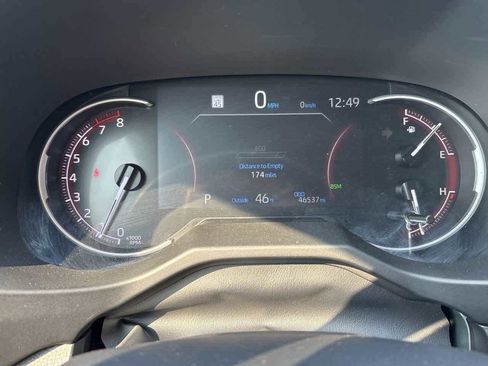 Used 2024 Toyota RAV4 XLE image 28