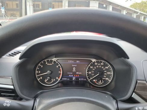 Used 2024 Nissan Altima 2.5 SV FWD image 17