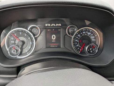 Used 2024 RAM 2500 Big Horn AWD/4WD image 27