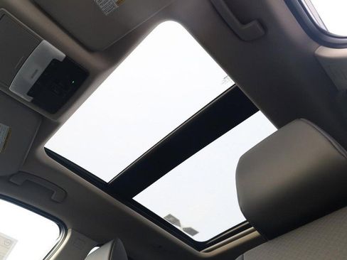 New 2026 Nissan Rogue SV image 9