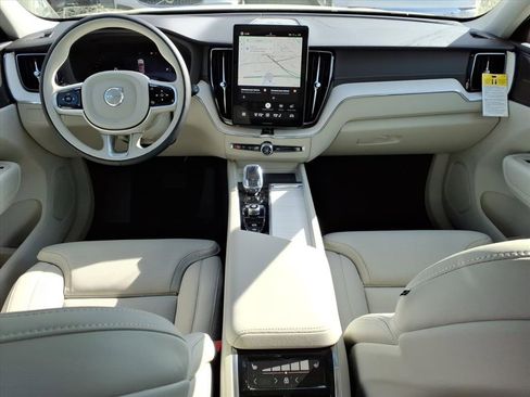 New 2026 Volvo XC60 B5 Ultra w/ Protection Package Premier AWD/4WD image 12