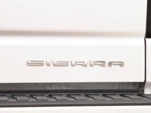 Used 2023 GMC Sierra 1500 Denali AWD/4WD image 23