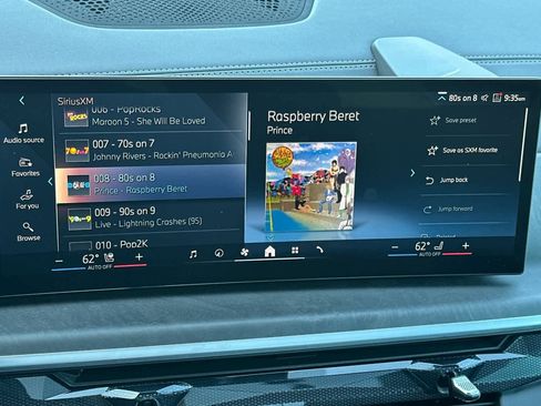 Used 2025 BMW X5 xDrive50e w/ Premium Package image 22