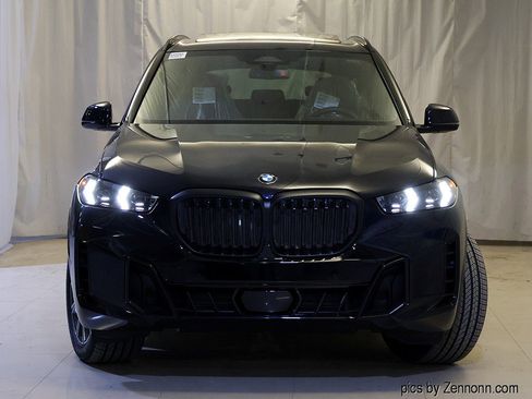 New 2026 BMW X5 xDrive40i w/ M Sport Package image 5