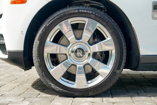 Used 2022 Rolls-Royce Cullinan AWD/4WD image 14