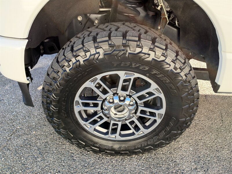 Used 2024 Ford F350 Limited w/ FX4 Off-Road Package AWD/4WD image 16