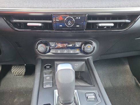 New 2026 Nissan Kicks SV w/ Cold Weather Package FWD image 17