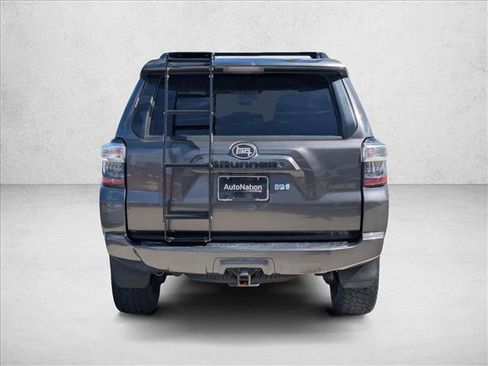 Used 2014 Toyota 4Runner SR5 AWD/4WD image 7