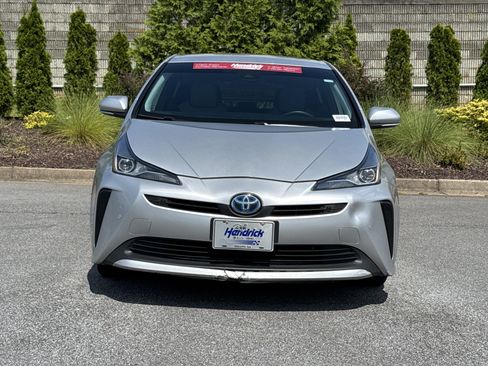 Used 2022 Toyota Prius LE FWD image 3