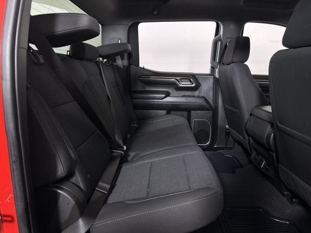 Used 2023 Chevrolet Silverado 1500 LT AWD/4WD image 28