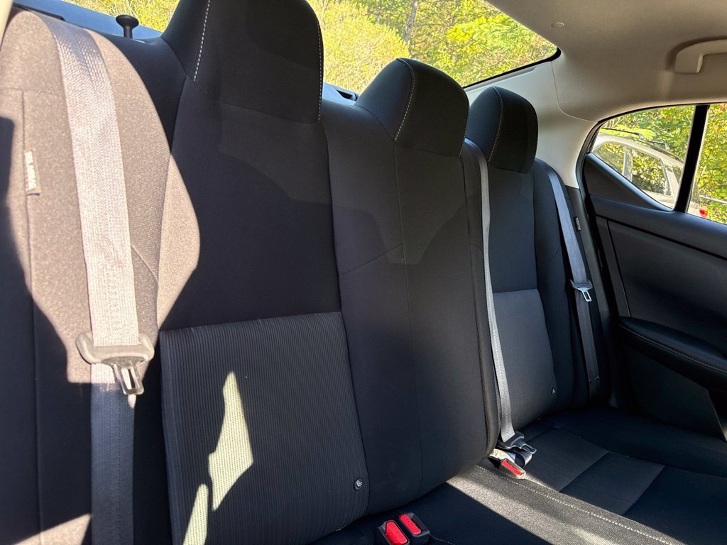 Used 2025 Nissan Sentra SV FWD image 37