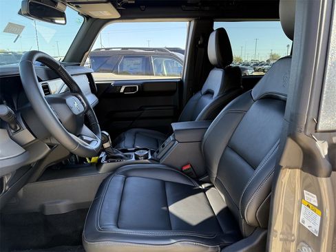 New 2025 Ford Bronco Outer Banks image 45