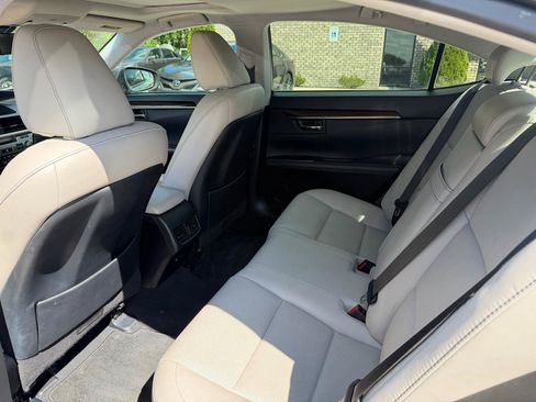 Used 2018 Lexus ES 350 w/ Premier Package FWD image 14
