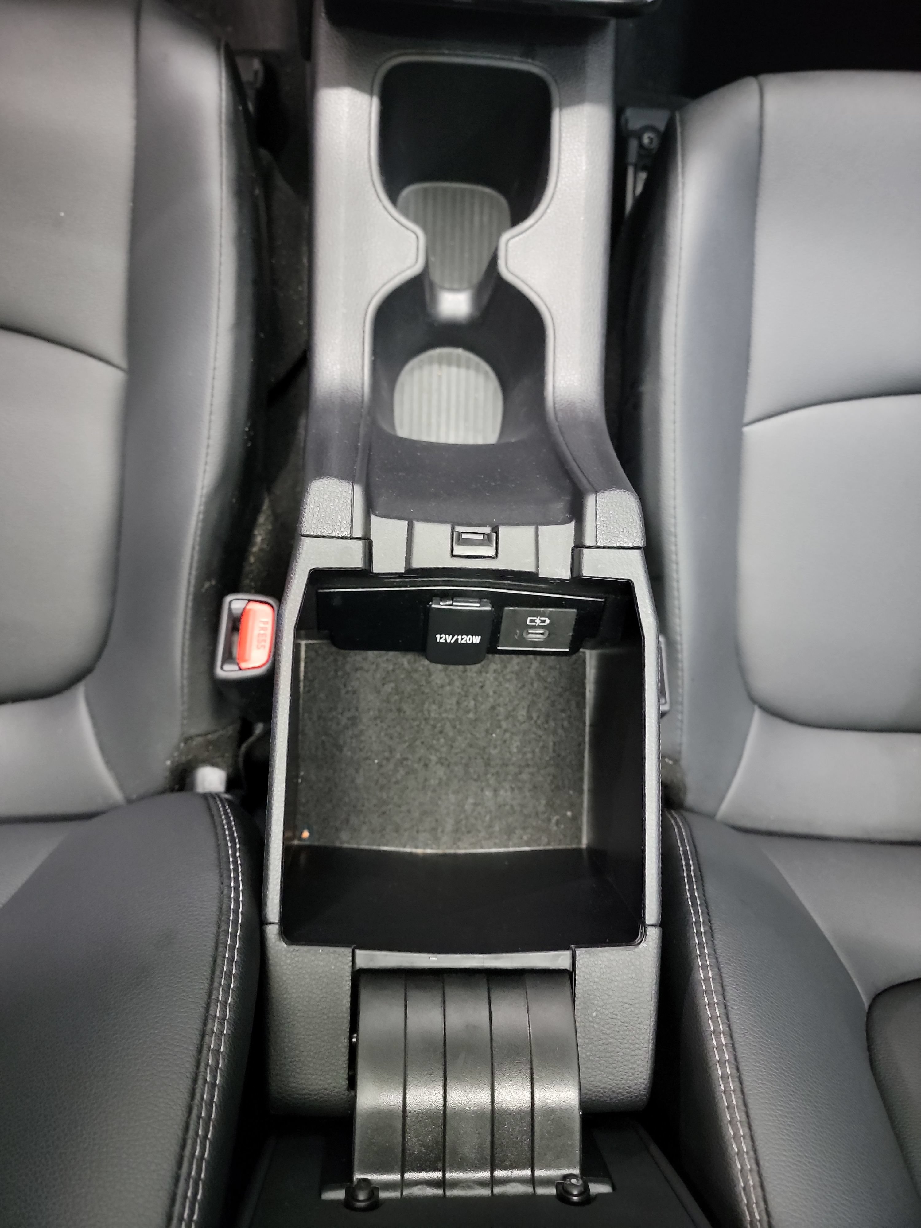 Used 2026 Toyota Corolla Cross XLE w/ Convenience Package FWD image 29