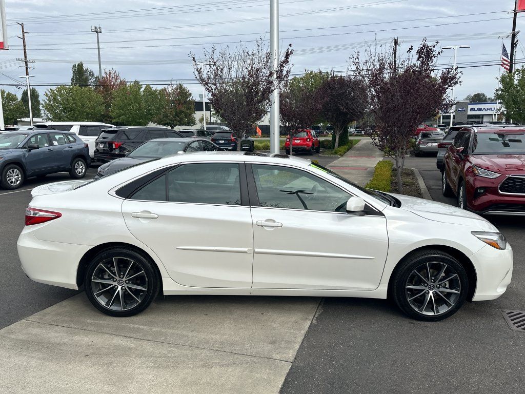Certified 2017 Toyota Camry XSE w/ Moonroof Package FWD image 6