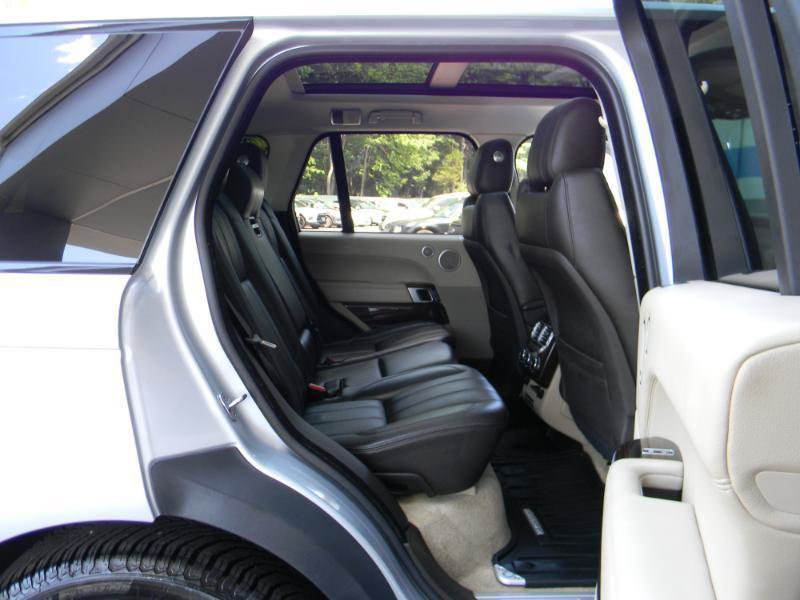 Used 2014 Land Rover Range Rover Supercharged AWD/4WD image 14