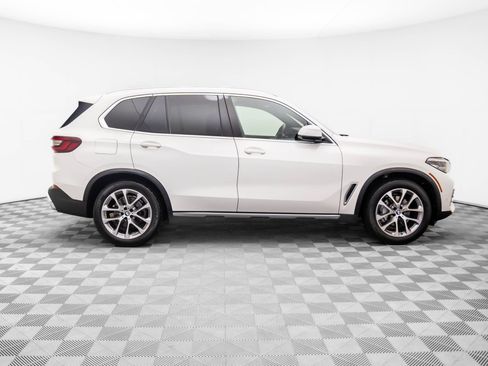 Used 2021 BMW X5 xDrive40i w/ Premium Package AWD/4WD image 8