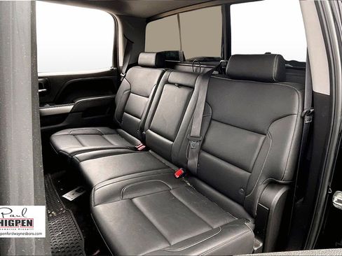 Used 2018 Chevrolet Silverado 1500 LTZ Z71 w/ Midnight Edition image 26