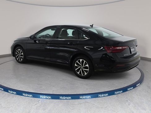 Used 2023 Volkswagen Jetta S image 8
