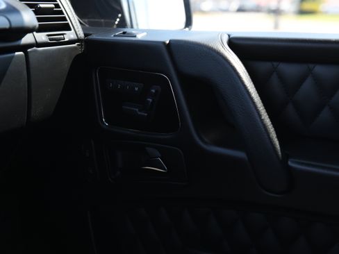Used 2016 Mercedes-Benz G 65 AMG 4MATIC image 18