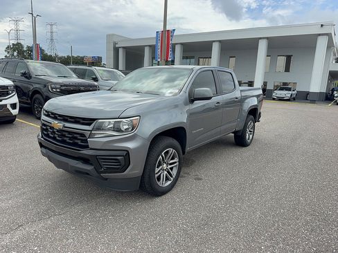 Used 2022 Chevrolet Colorado W/T w/ Custom Special Edition RWD image 2