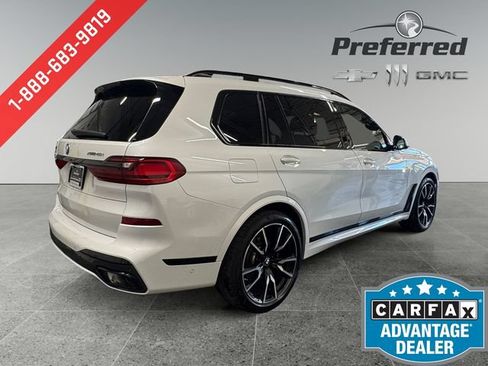 Used 2022 BMW X7 xDrive40i w/ M Sport Package AWD/4WD image 18