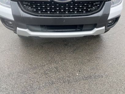 New 2025 Ford Ranger XLT w/ FX4 Off-Road Package