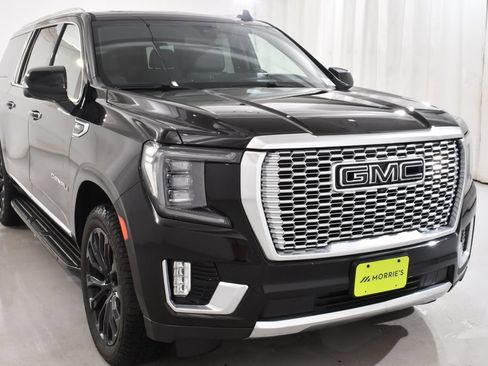 Used 2021 GMC Yukon XL Denali AWD/4WD image 4