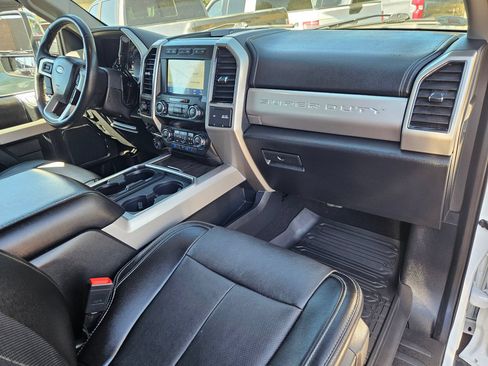 Used 2021 Ford F350 Lariat w/ Lariat Ultimate Package AWD/4WD image 30